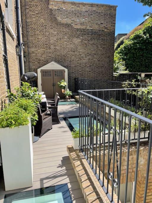 Stylish 3-Bedroom Flat In Kensington Londen Buitenkant foto