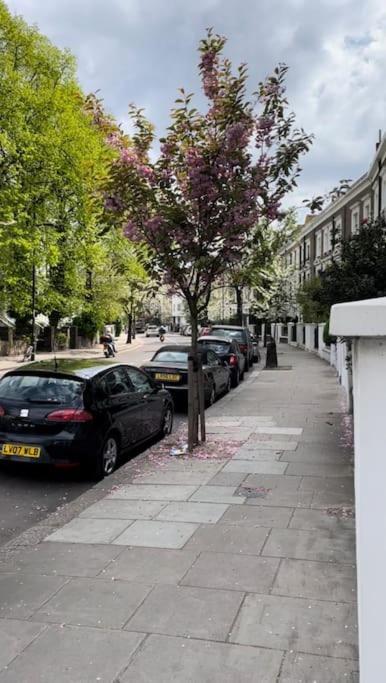 Stylish 3-Bedroom Flat In Kensington Londen Buitenkant foto
